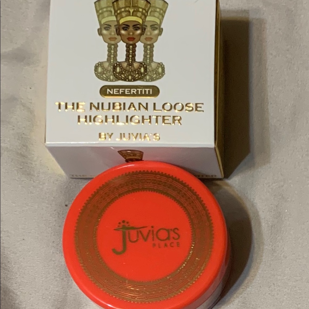 Juvia’s Place Loose Highlighter